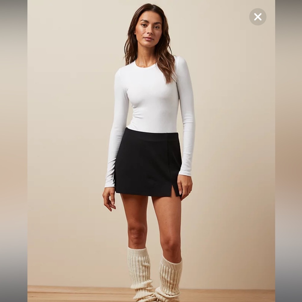 American Eagle Outfitters Black Skort